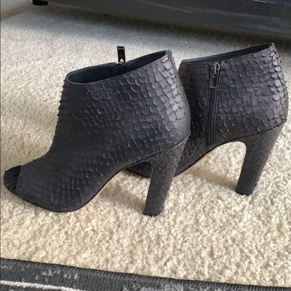 Vince. Open Toe Bootes! - image 3